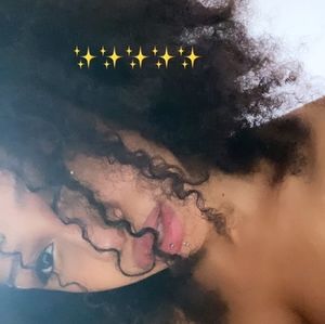 Meet your Posher, Quinn